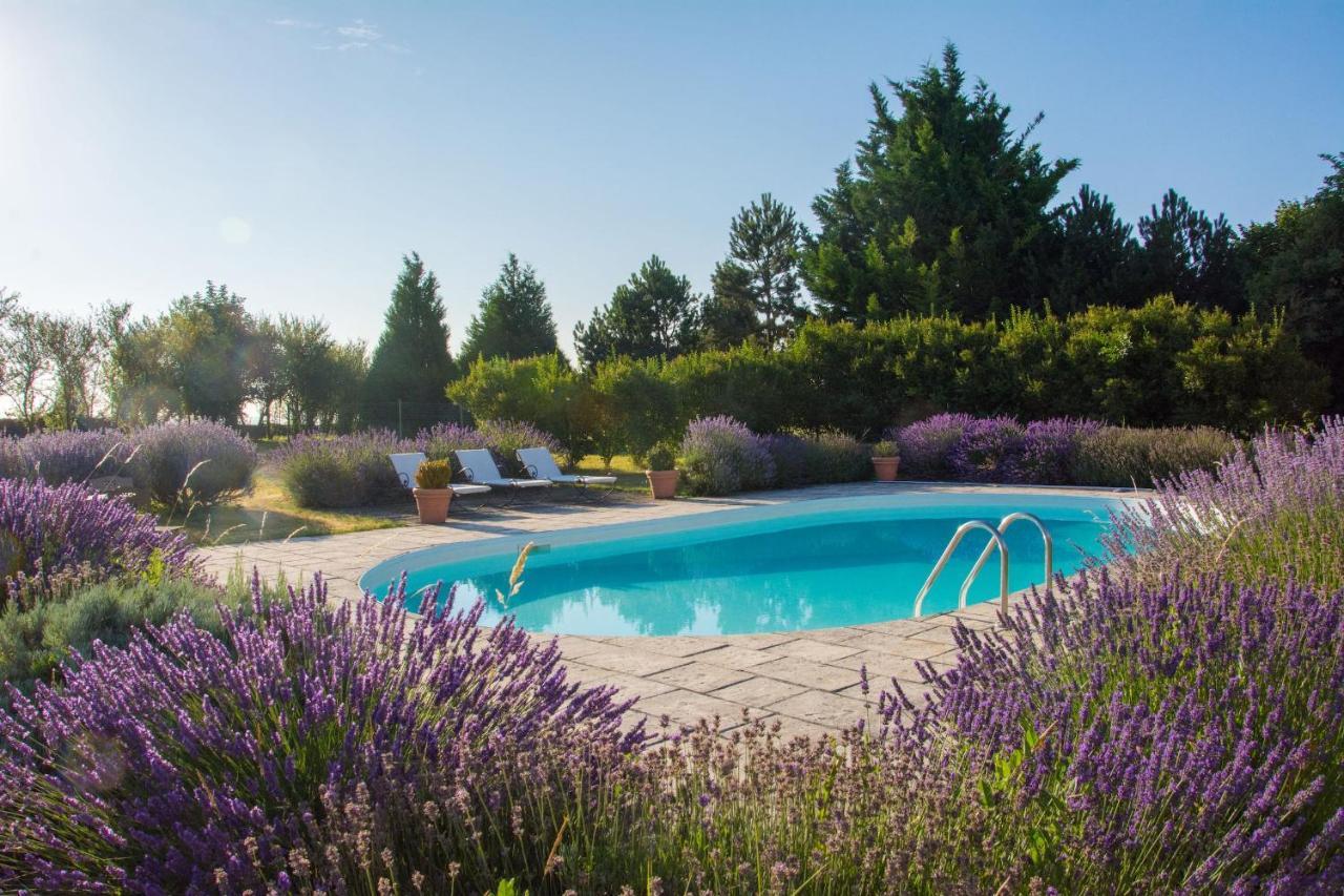 Le Clos Des Fayes Berthegon Exterior photo